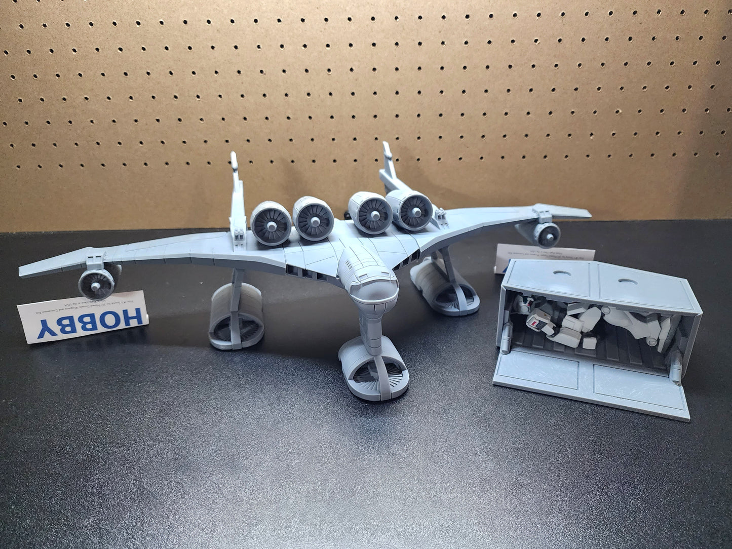 Medea Transport Plane (Resin Model Kit)
