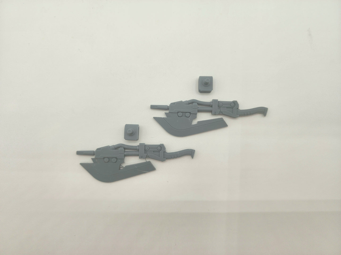 Act Zaku Large Heat Hawk (Single or Pair) (Resin Weapon Kit - HG, MG Scale)